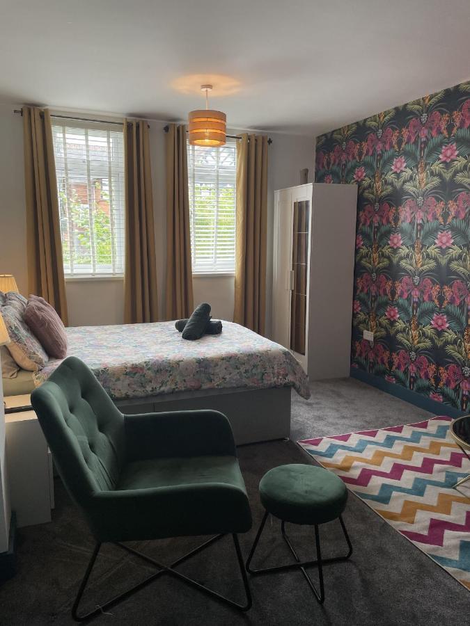 Luxury Studio Apartment Near Birmingham Citycentre Eksteriør billede